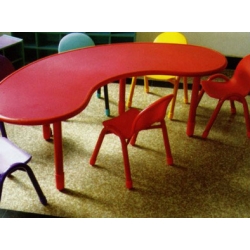 “Horseshoe” Table  and 6 Chairs