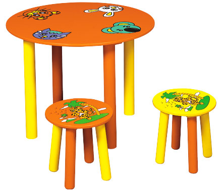 Round Children's Desk and 2 Chairs Set